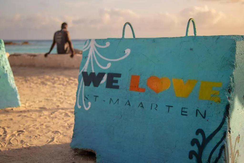 Nyaraló Sublime Stay - Royal Retreats At Maho Beach Lowlands